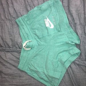 Nike Sportswear Gym Vintage